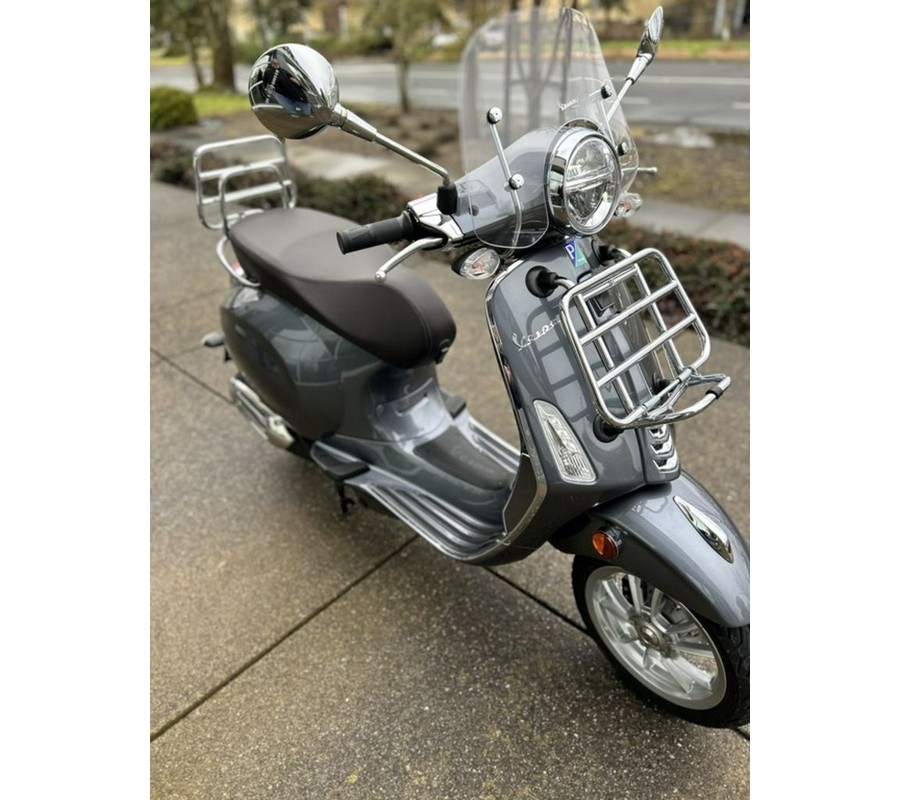 2023 Vespa Primavera 150 Touring