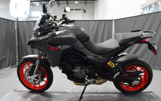 2022 Ducati Multistrada V2 S Street Grey