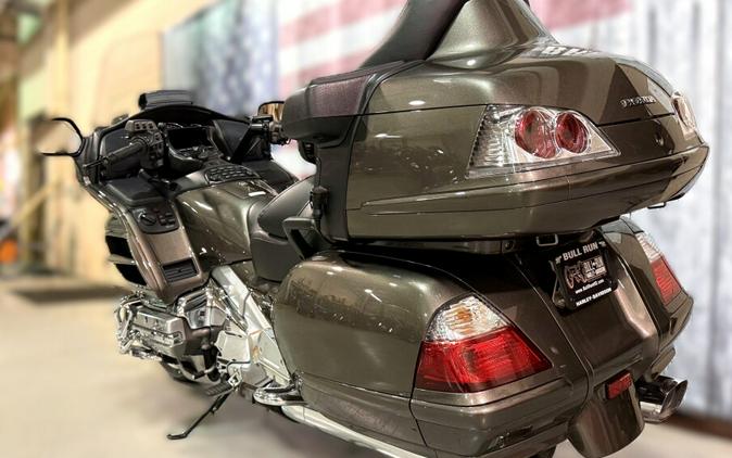 2010 Honda Gold Wing Audio / Comfort / Navi / XM / ABS (GL18HPNAM)