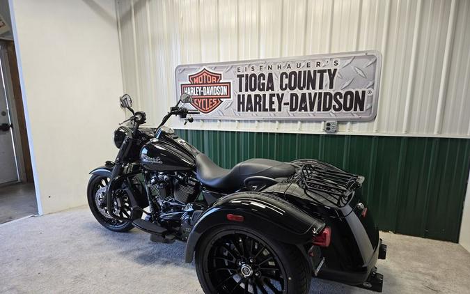 2023 Harley-Davidson® FLRT - Freewheeler®