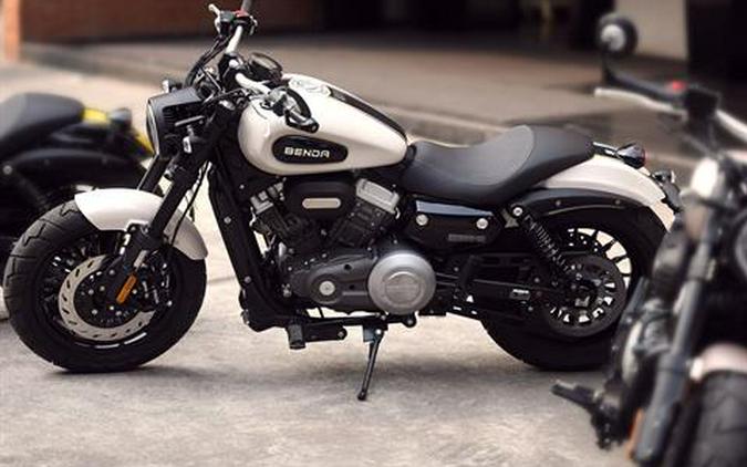 2025 Benda Chinchilla 300