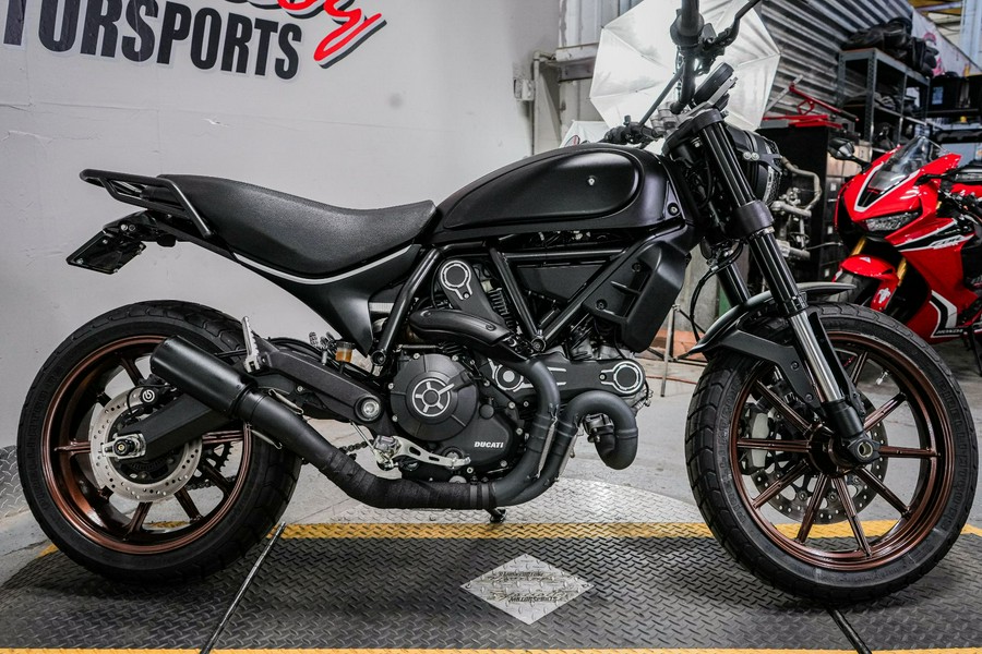 2017 Ducati Scrambler Cafe Racer