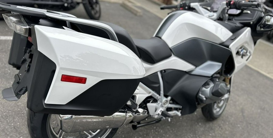 2024 BMW R 1250 RT Alpine White 3