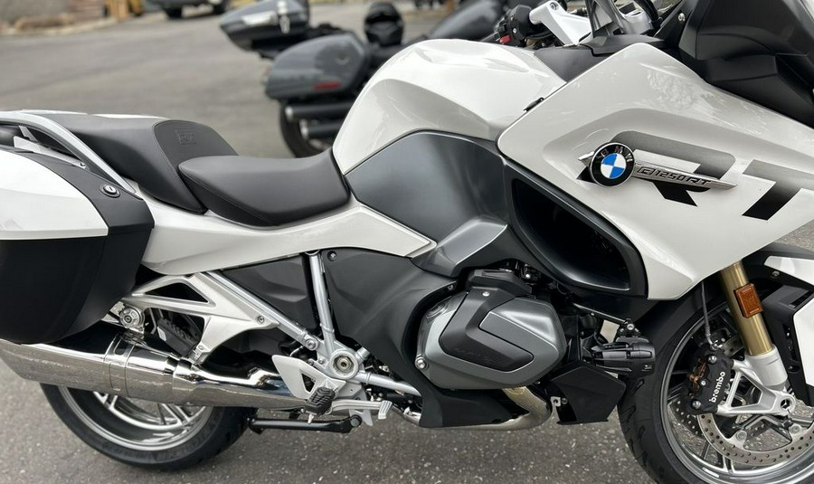 2024 BMW R 1250 RT Alpine White 3