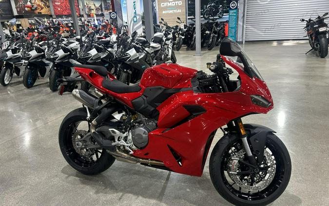 2026 Ducati PANIGALE V2 896