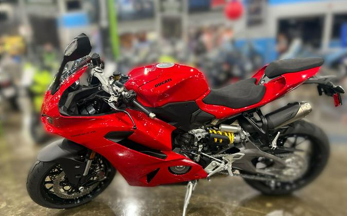 2026 Ducati PANIGALE V2 896