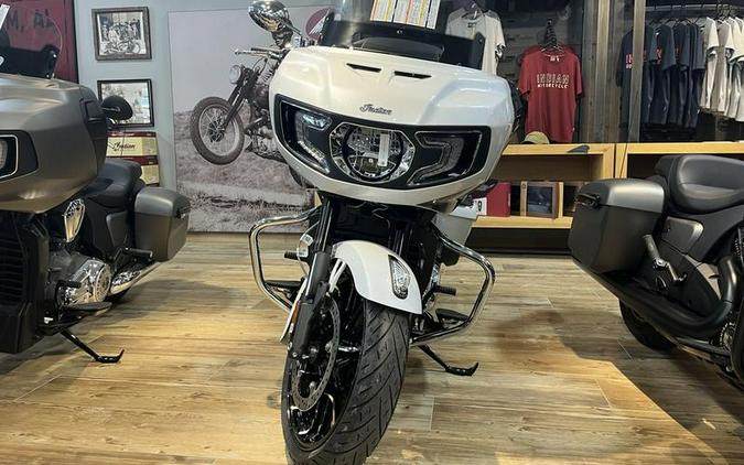 2024 Indian Motorcycle® Challenger® Limited with PowerBand Audio Package Ghost White Metallic