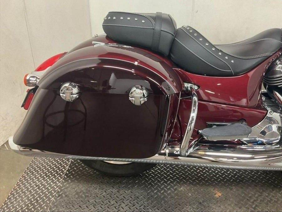 2022 Indian Motorcycle® Springfield® Maroon Metallic/Crimson Metallic