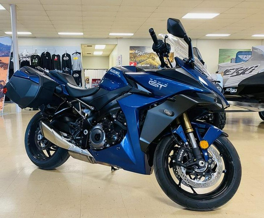 2022 Suzuki GSX-S1000GT Plus