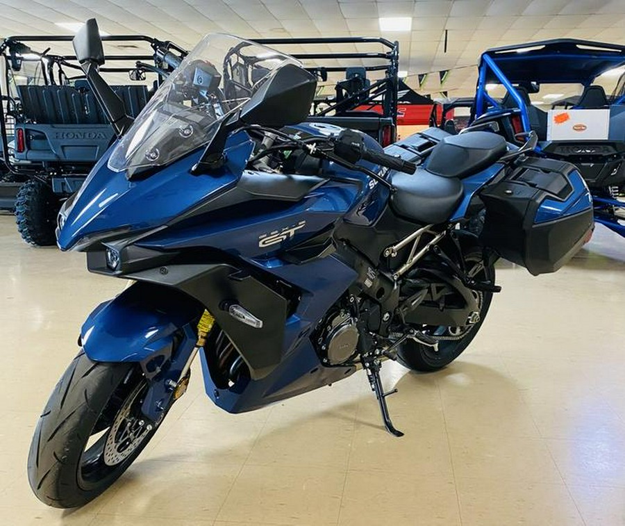 2022 Suzuki GSX-S1000GT Plus