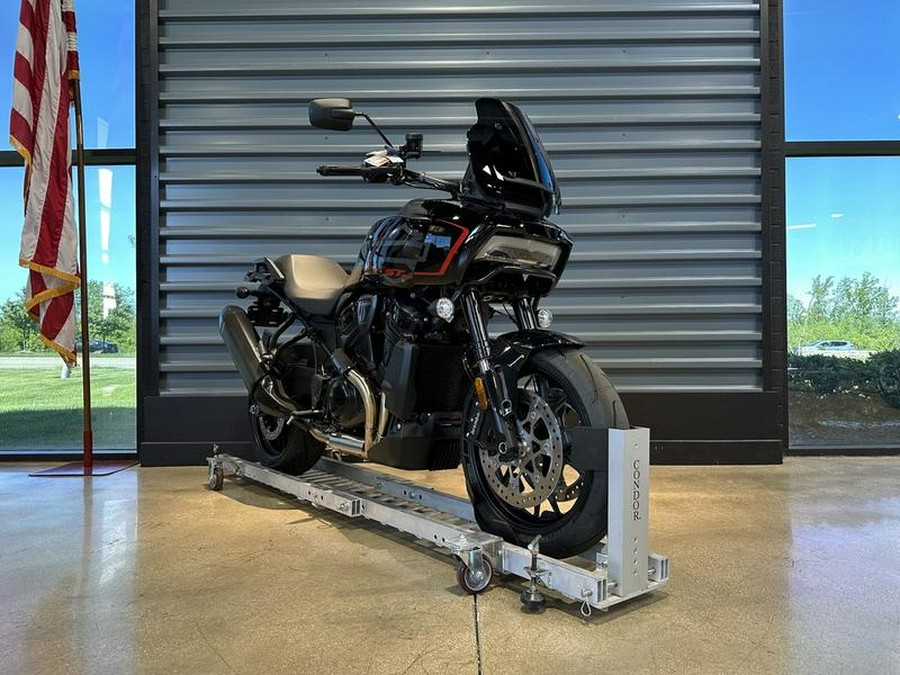2025 Harley-Davidson® RA1250ST - Pan America® 1250 ST