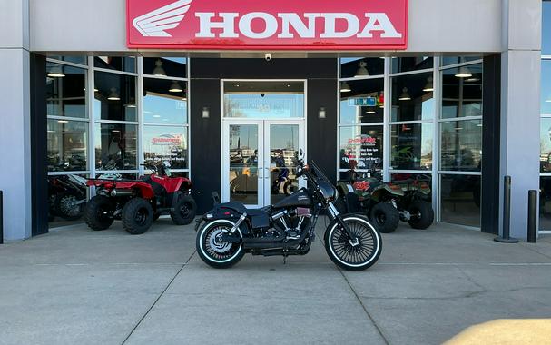 2017 Harley-Davidson® FXDB Street Bob®