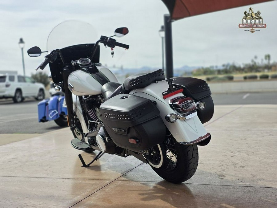 2025 Harley-Davidson® FLHC - Heritage Classic