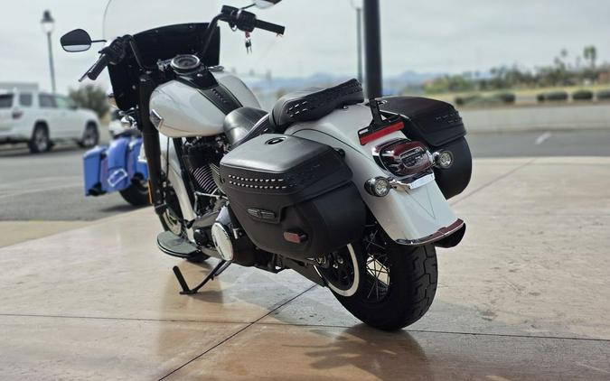 2025 Harley-Davidson® FLHC - Heritage Classic