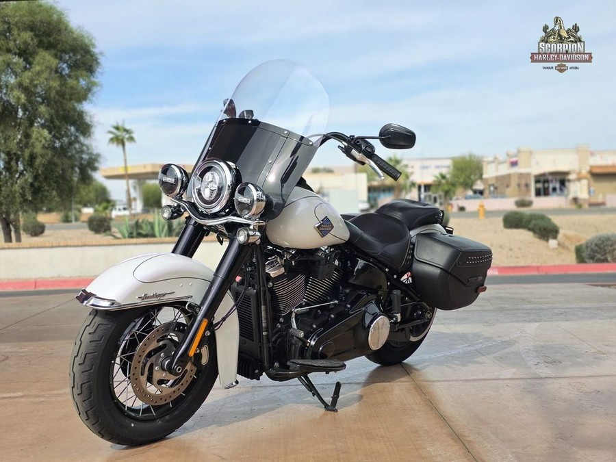 2025 Harley-Davidson® FLHC - Heritage Classic