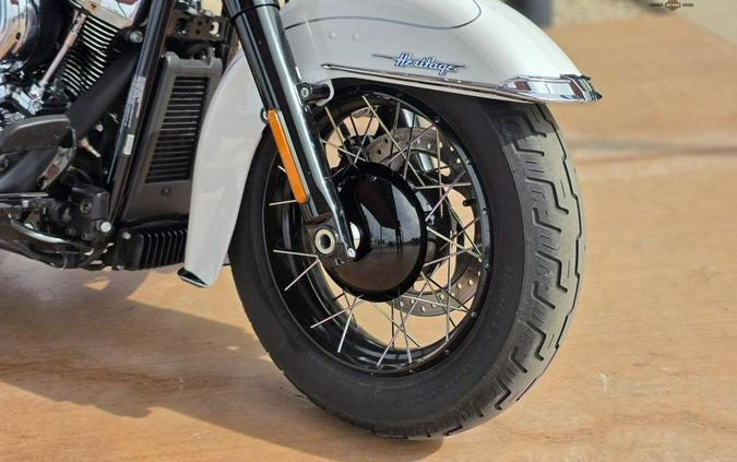 2025 Harley-Davidson® FLHC - Heritage Classic