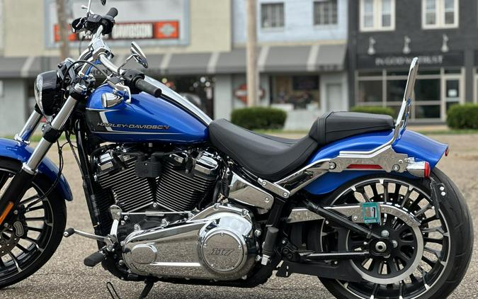 2024 Harley-Davidson® Breakout® 117 Blue Burst