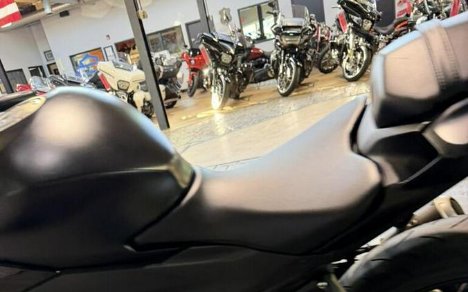 2025 Yamaha YZF-R3