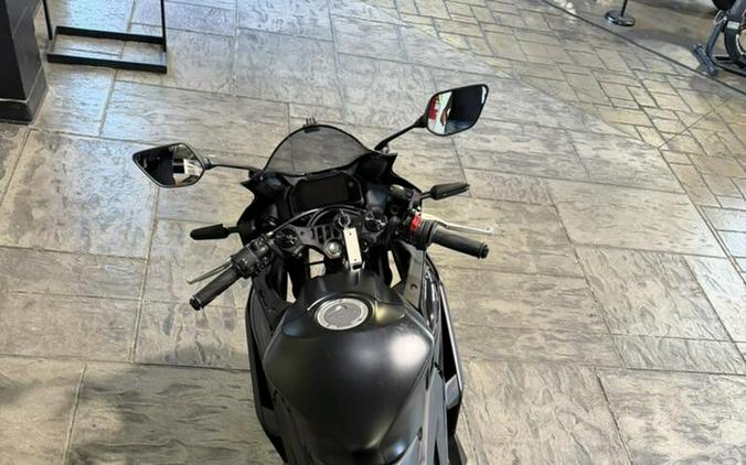 2025 Yamaha YZF-R3