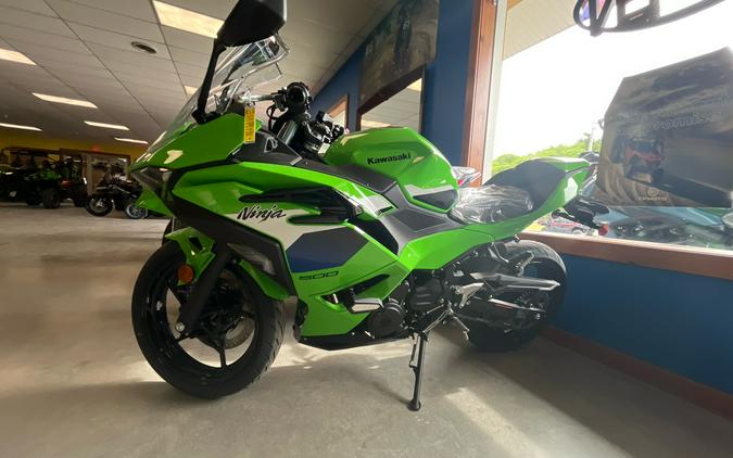 2026 Kawasaki Ninja® 500 SE ABS