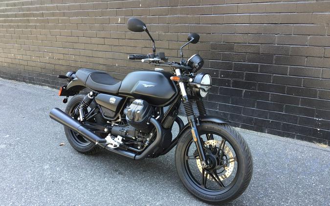 2024 Moto Guzzi V7 Stone