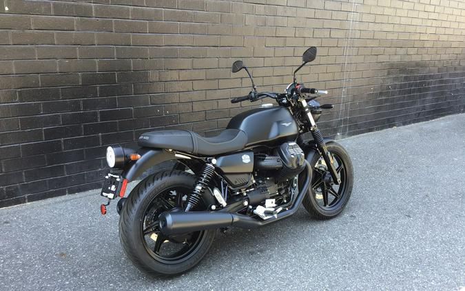 2024 Moto Guzzi V7 Stone