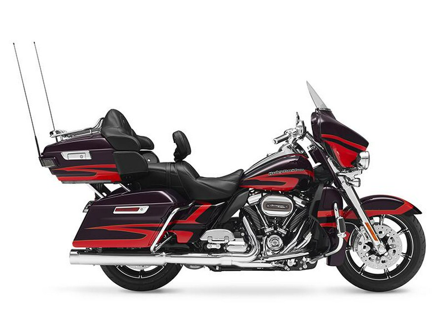 2017 Harley-Davidson® FLHTKSE - CVO™ Limited