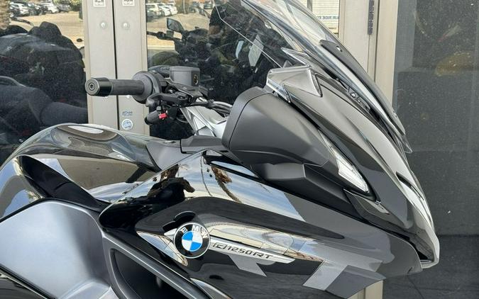 2024 BMW R 1250 RT Triple Black