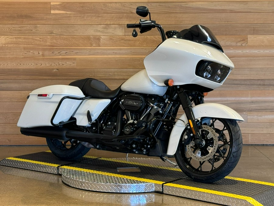 2022 Harley-Davidson Road Glide® Special