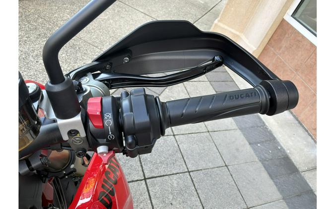 2025 Hypermotard 698 Mono - Ducati
