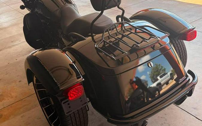 FLTRT 2024 Road Glide 3