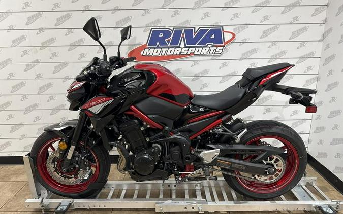 2024 Kawasaki Z900 ABS Candy Persimmon Red/Ebony