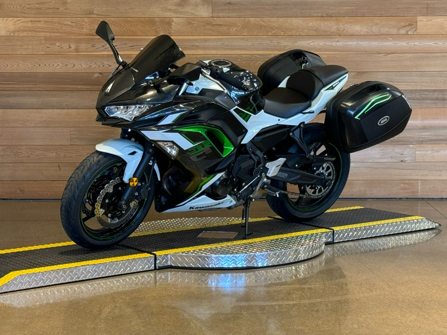 2022 Kawasaki Ninja 650 KRT Edition