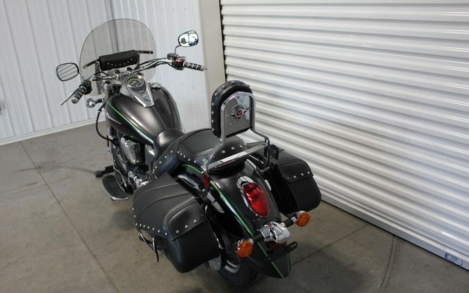 2015 Kawasaki Vulcan® 900 Classic Lt - U053990