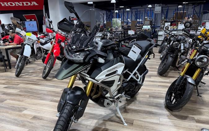 2025 Tiger 1200 Rally Explorer (Euro 5a) - Triumph