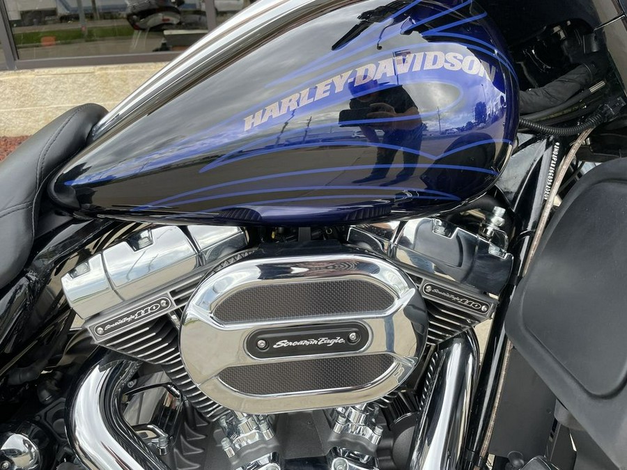 2016 Harley-Davidson® FLHXSE - CVO™ Street Glide®