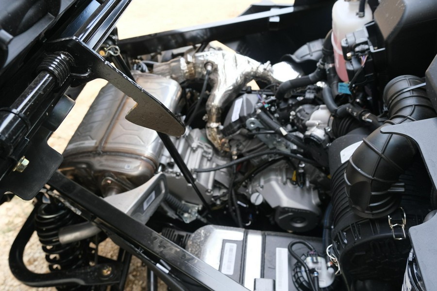 2025 CAN-AM DEFENDER MAX XT HD10