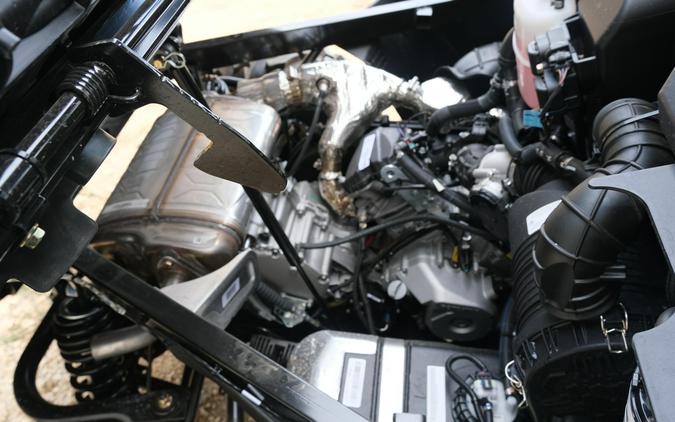 2025 CAN-AM DEFENDER MAX XT HD10