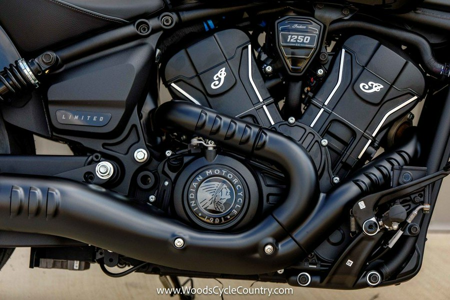 2025 Indian Motorcycle® Sport Scout® Limited +Tech Black Metallic