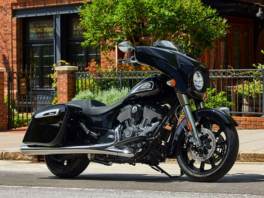 2024 Indian Motorcycle® Chieftain® Base