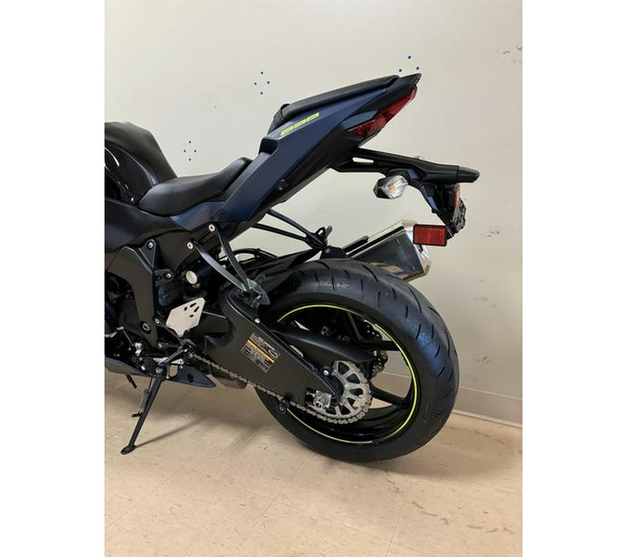 2023 Kawasaki Ninja® ZX™-6R Metallic Matte Twilight Blue/Metallic Diablo Black