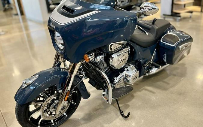 2025 Indian Motorcycle® Chieftain® Limited w/PowerBand Audio Blue Dusk