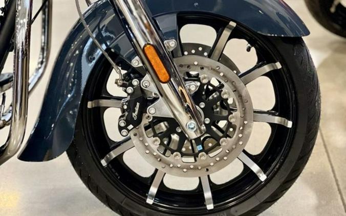2025 Indian Motorcycle® Chieftain® Limited w/PowerBand Audio Blue Dusk
