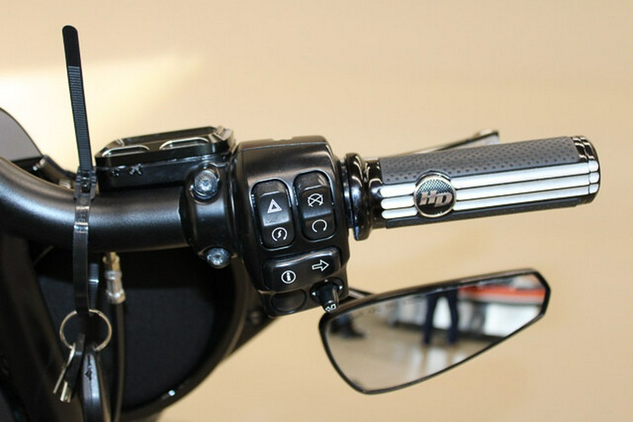 Used 2016 Harley-Davidson Street Glide Special Grand American Touring FLHXS Motorcycle For Sale In Miami, Florida