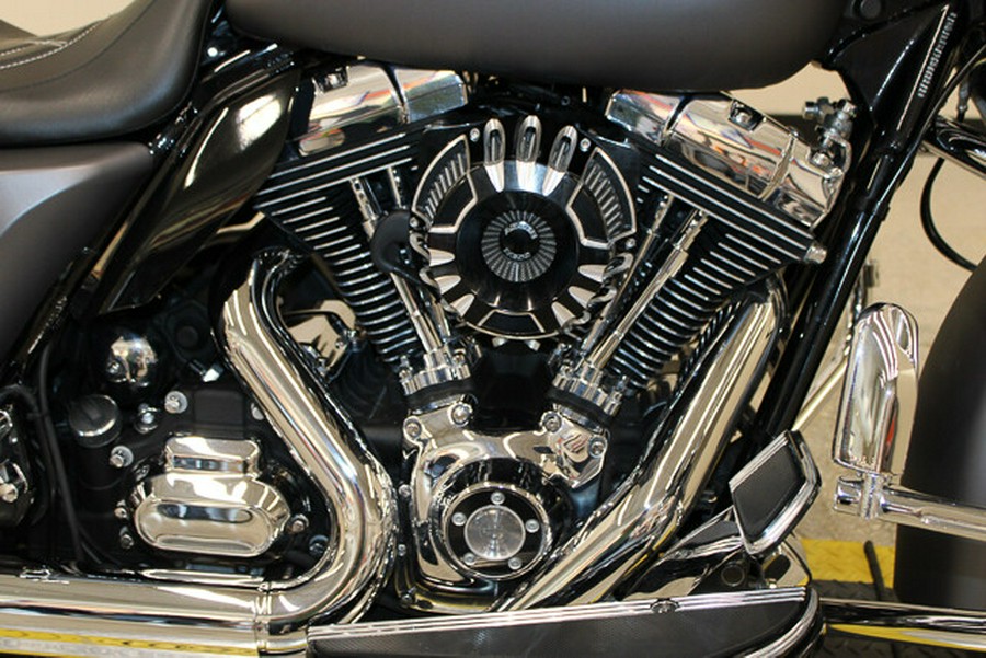 Used 2016 Harley-Davidson Street Glide Special Grand American Touring FLHXS Motorcycle For Sale In Miami, Florida