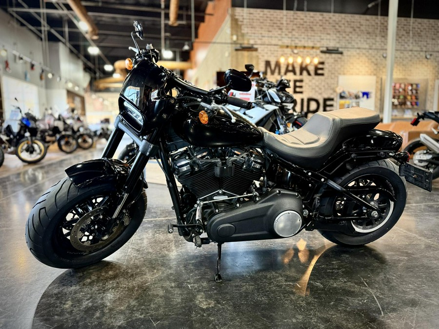 2018 Harley-Davidson® Fat Bob® Vivid Black