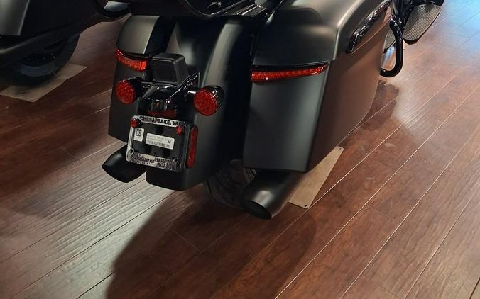 2026 Indian Motorcycle® Pursuit 112 Dark Horse® with PowerBand Audio Package