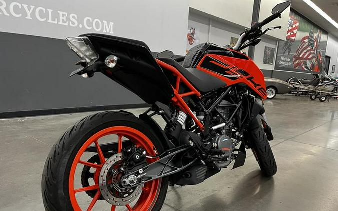 2021 KTM 200 Duke