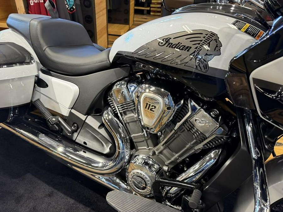 2025 Indian Motorcycle® Challenger® Limited 112 w/PowerBand Audio Ghost White Metallic with Black M