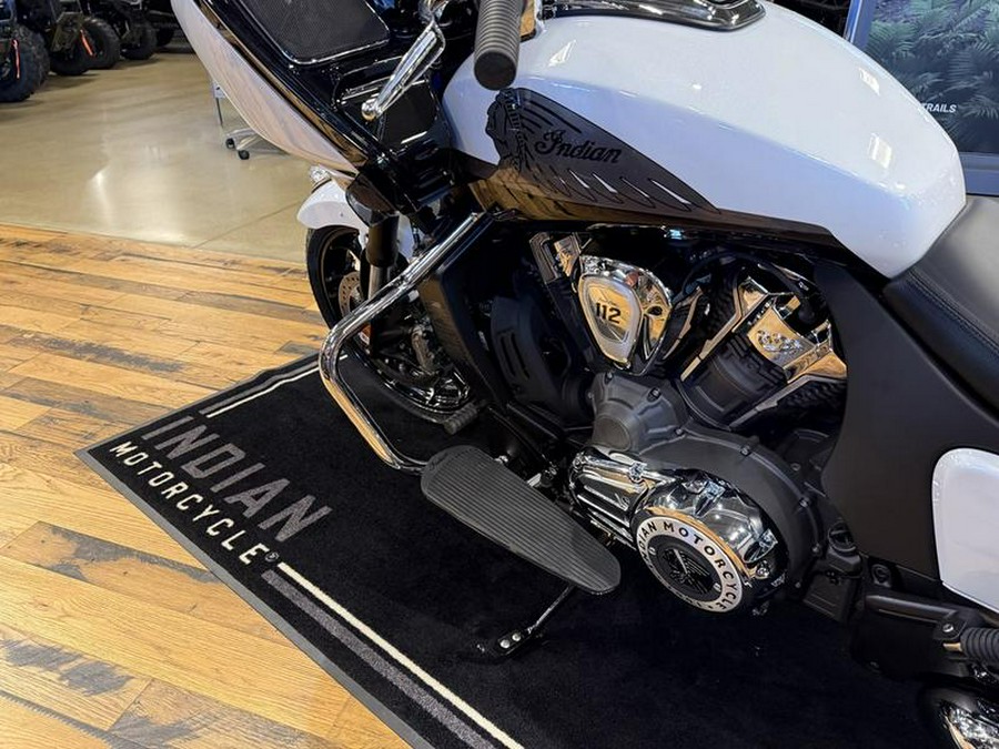 2025 Indian Motorcycle® Challenger® Limited 112 w/PowerBand Audio Ghost White Metallic with Black M